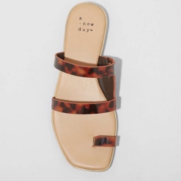 A New Day (Target brand) Tortoise Sandals - Picture 3 of 5